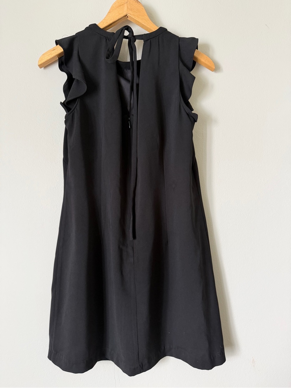 LOFT Black Ruffle Sleeve Shift Dress Tie Back Size Petite Small